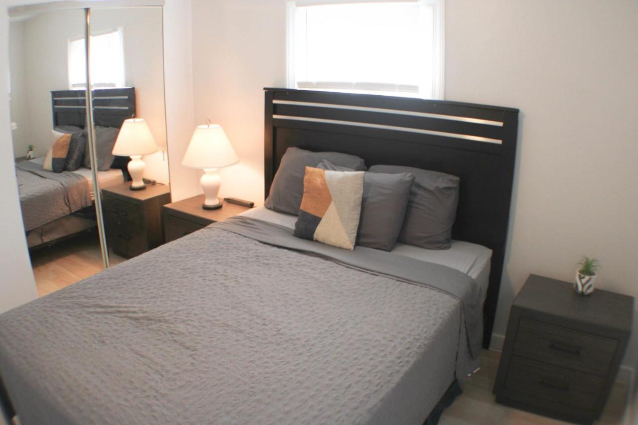 3 Bedroom Southside Pad - Sleeps 8 - Amazing Location Питсбърг Екстериор снимка